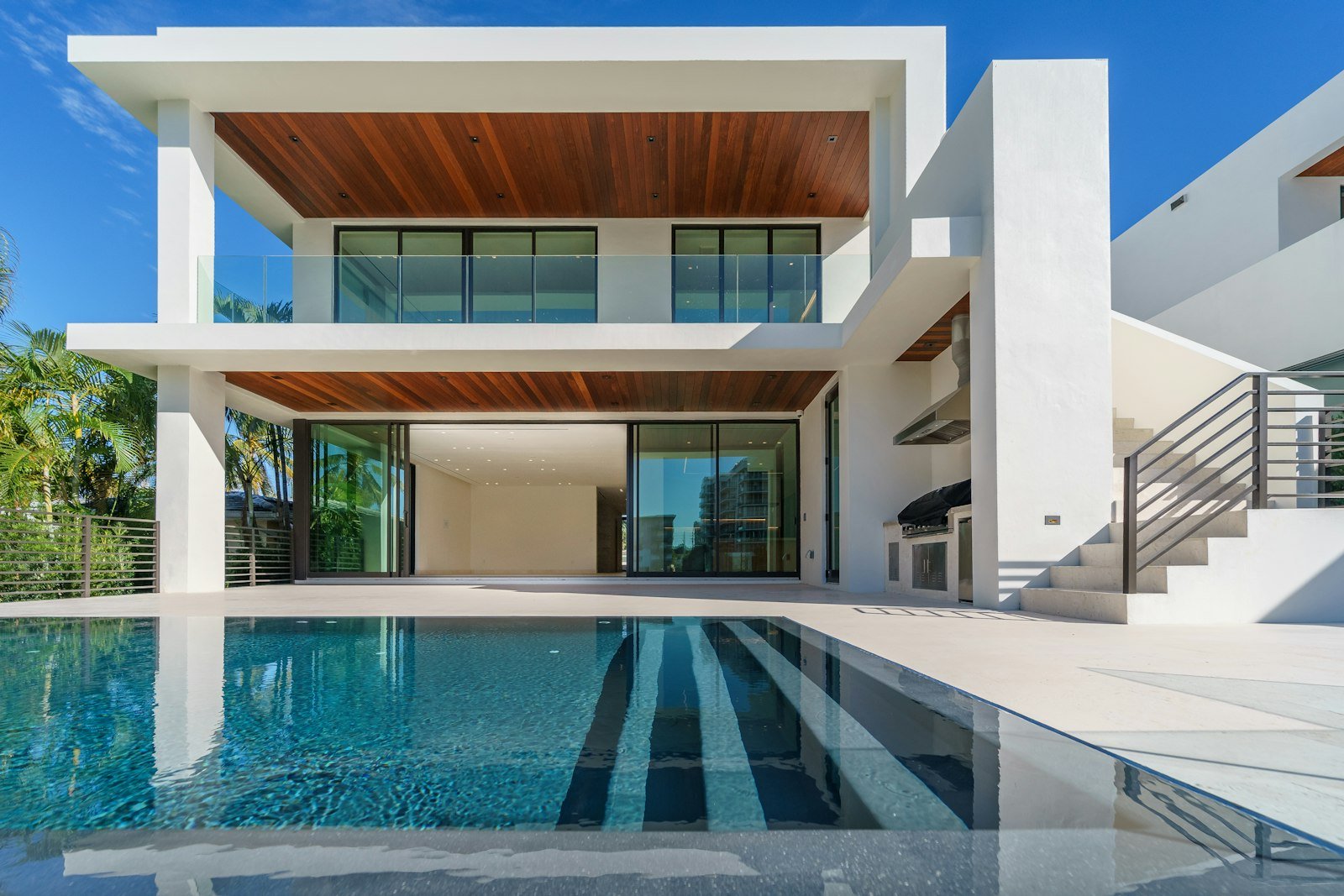 1 Kanal Modern Villa, Bahria Enclave